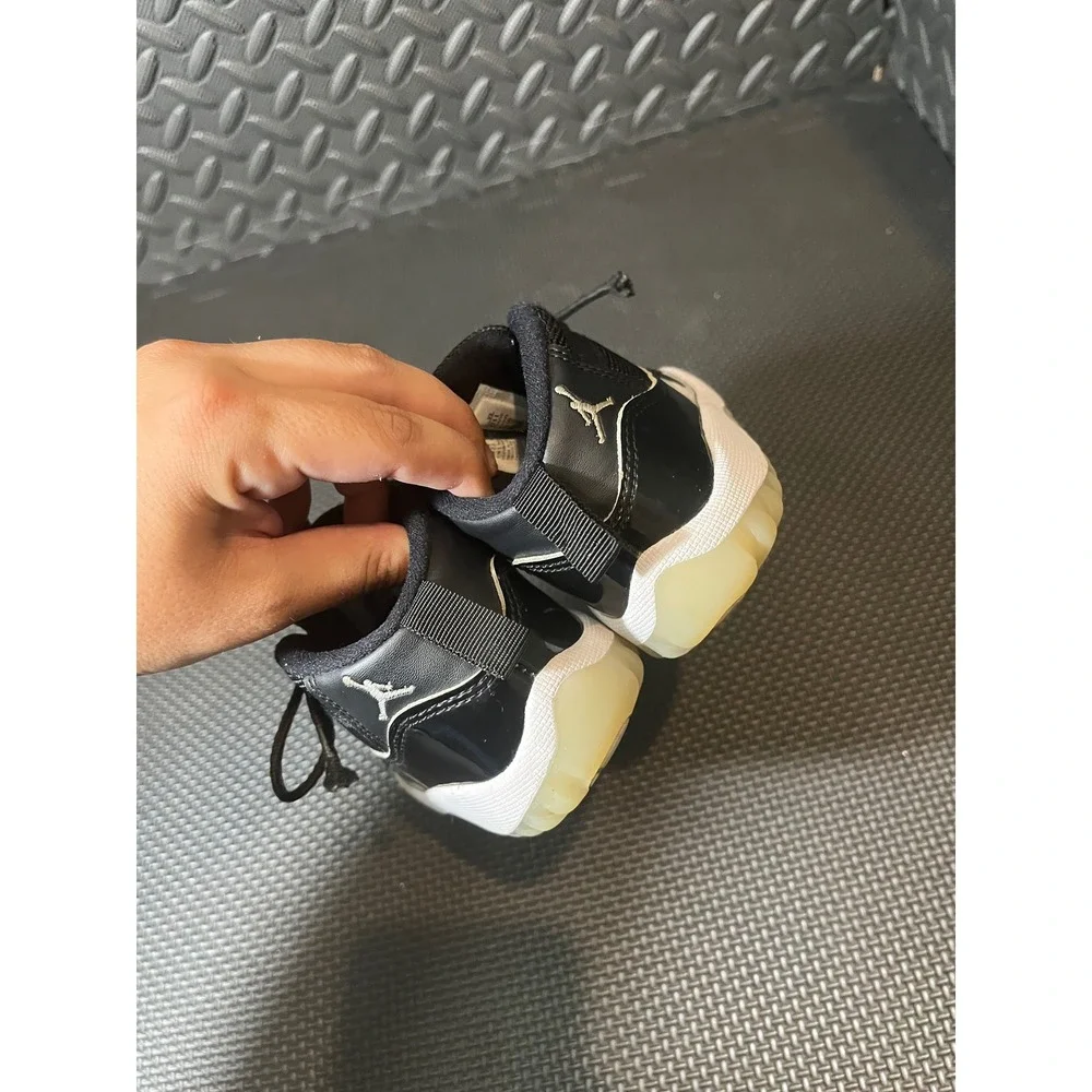 Jordan 11 Retro Jubilee 25th Anniversary Toddler 7C Black White 378040-011